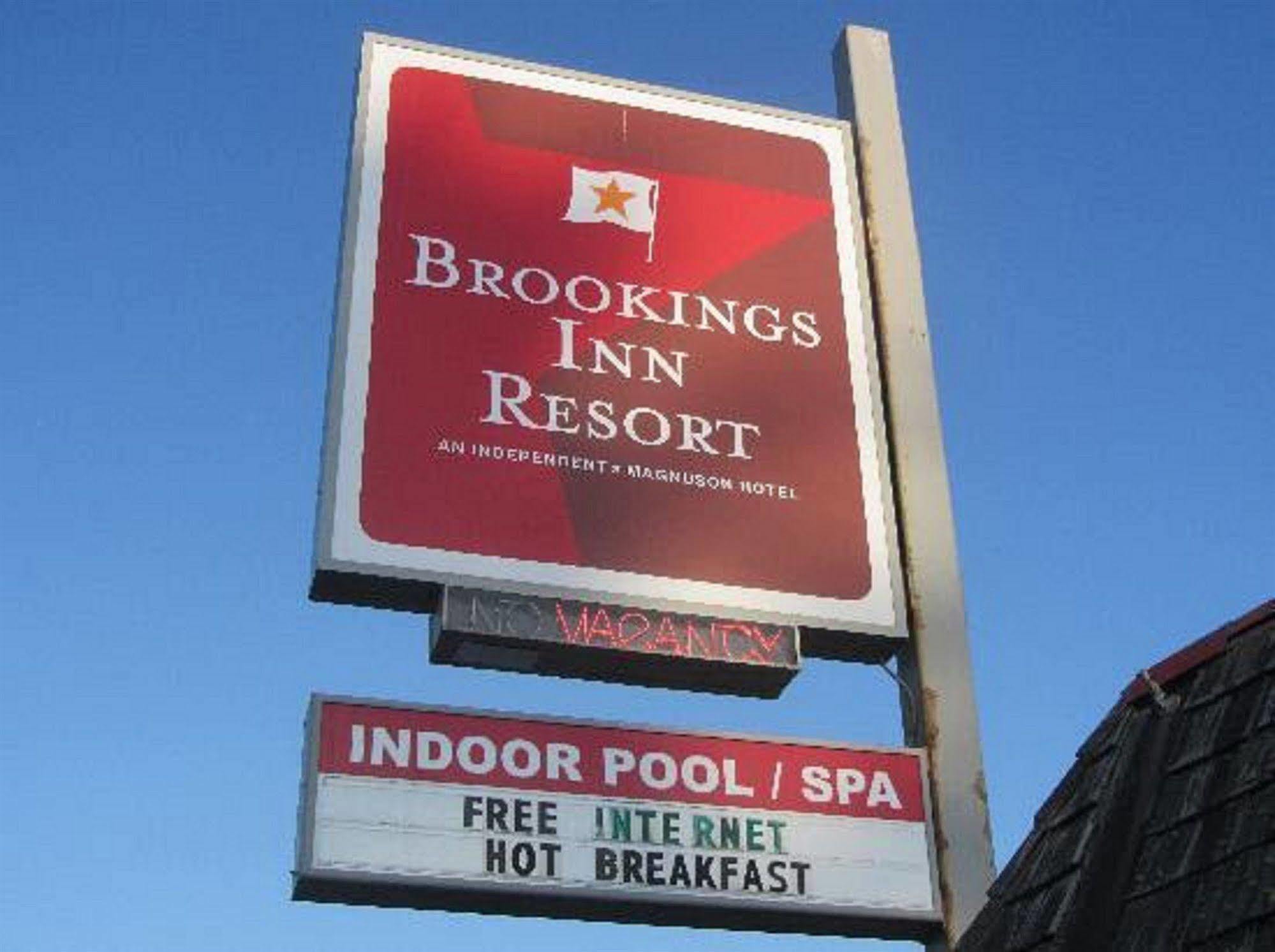 Brookings Inn Resort Exteriör bild